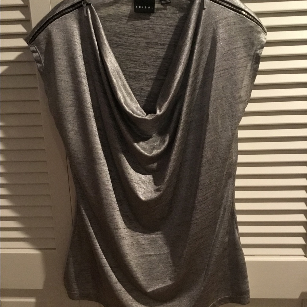 Tribal Ladies top, Size Large